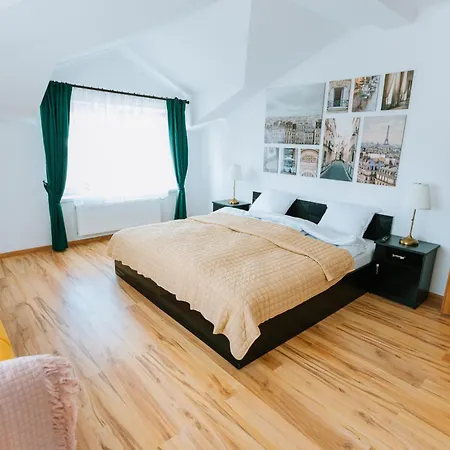 Apartamenty Krzywa Krosno Exterior foto