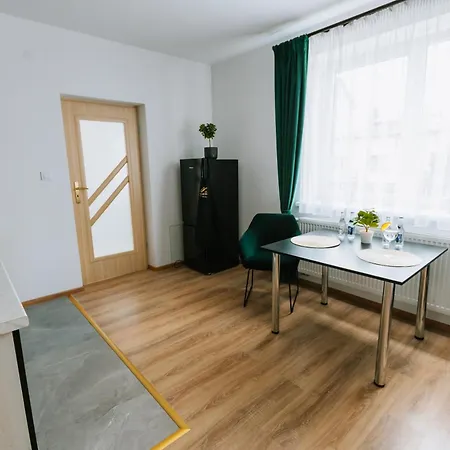 Apartamenty Krzywa Krosno Exterior foto