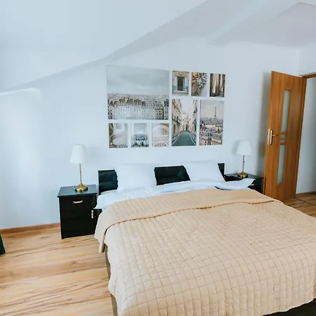 Apartamenty Krzywa Krosno Exterior foto