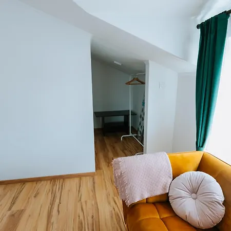 Apartamenty Krzywa Krosno Exterior foto