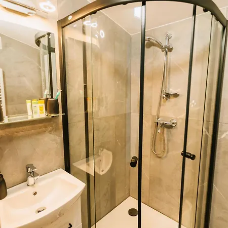 Apartamenty Krzywa Krosno Exterior foto