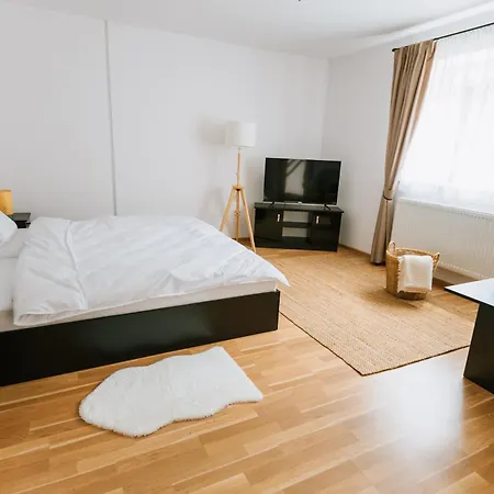 Apartamenty Krzywa Krosno Exterior foto