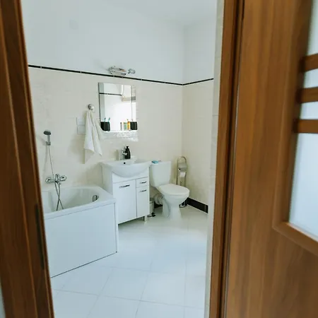 Apartamenty Krzywa Krosno Exterior foto