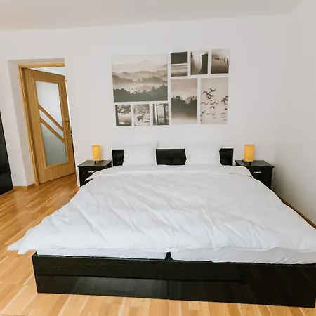 Apartamenty Krzywa Krosno Exterior foto