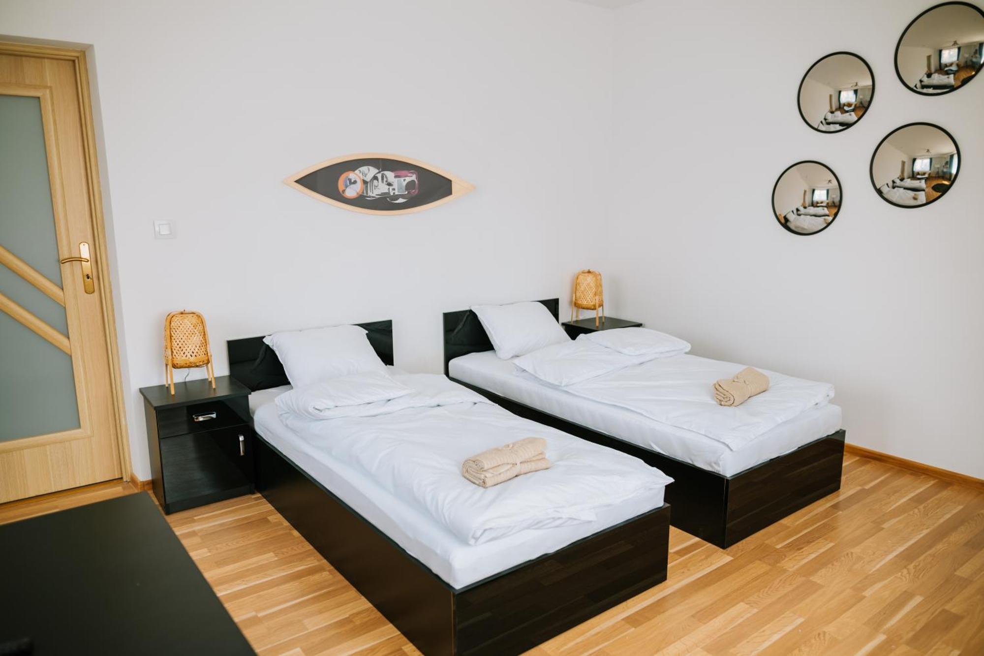 Krzywa Apartment *